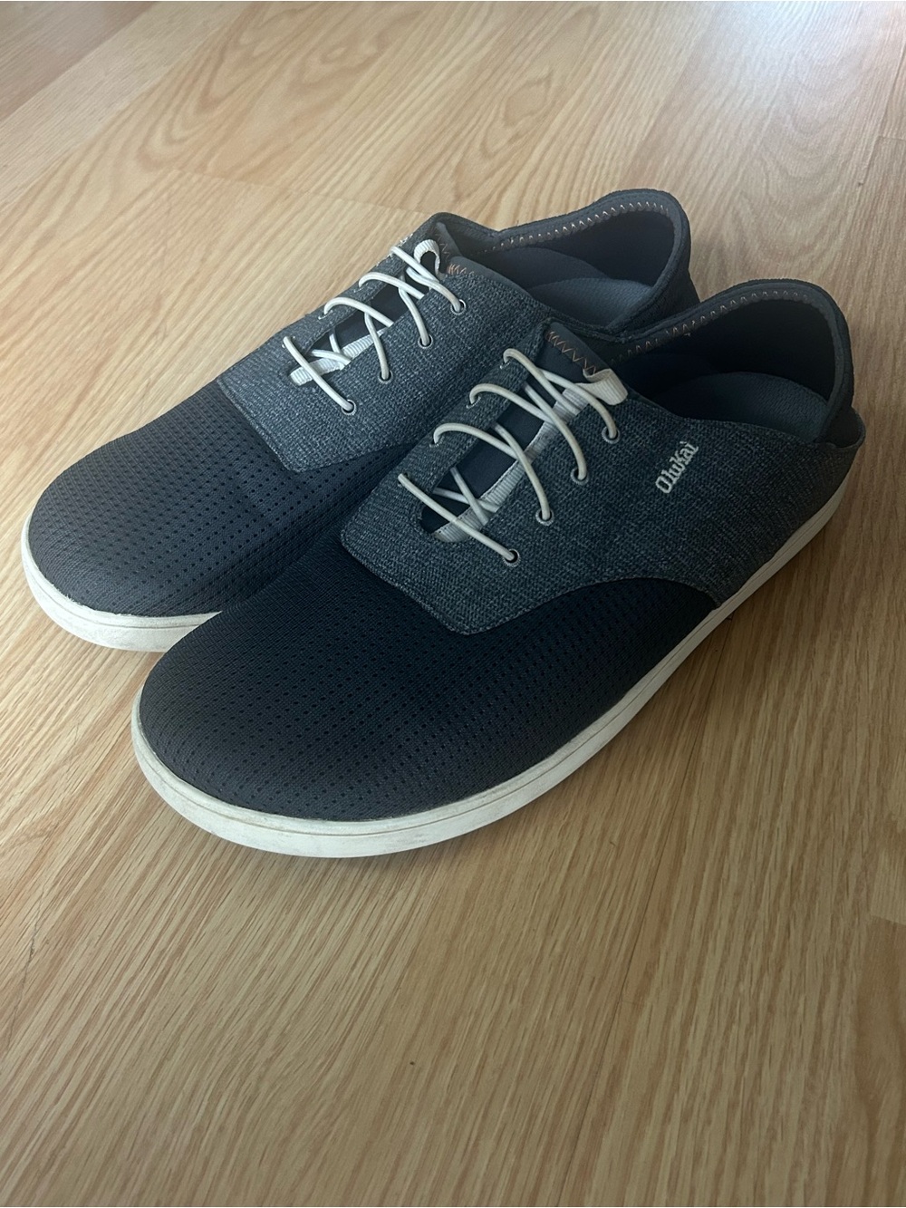 OluKai Nohea Moku Sneakers US 11.5 Dark Grey Lightweight Shoes